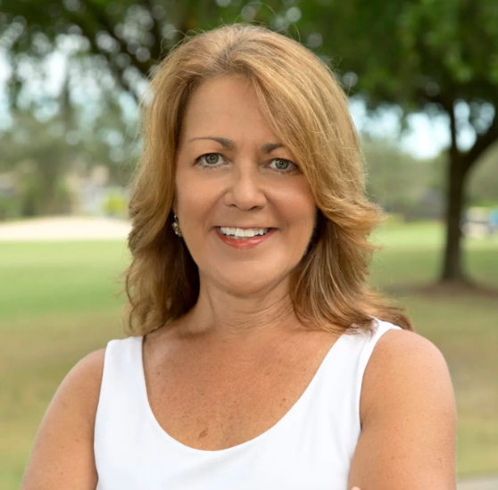 Kerri Theisen
  				  				 - BROKER
  				  				